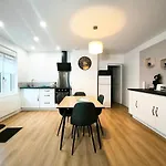 Lejlighed Maison Cosy Proche Du Port Et *